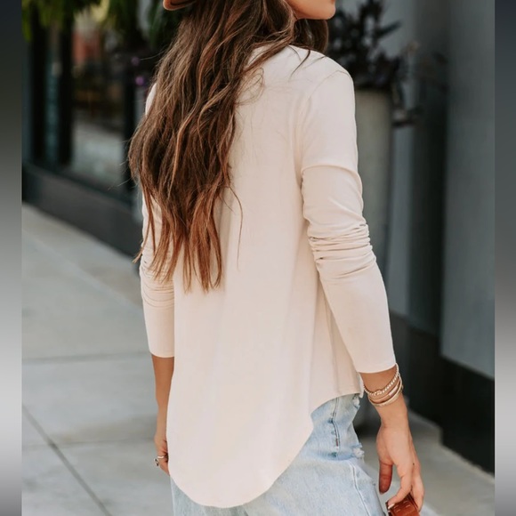 Vici Women’s Scoop neck Top - Picture 5 of 11